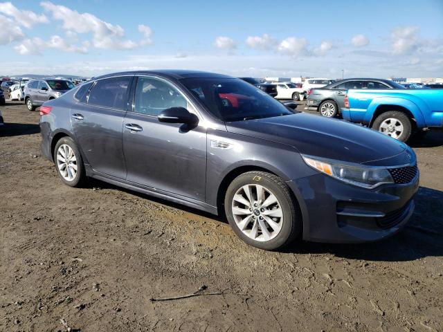 Photo 4 from auction – 2017 KIA OPTIMA EX with VIN 5XXGU4L32HG139363