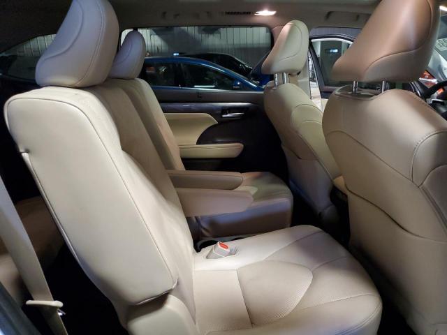 Photo 11 from auction – 2021 TOYOTA HIGHLANDER with VIN 5TDFZRBH3MS112379