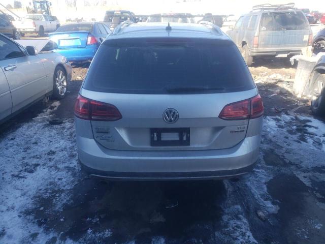 Photo 6 from auction – 2017 VOLKSWAGEN GOLF ALLTR with VIN 3VWH17AU4HM522646