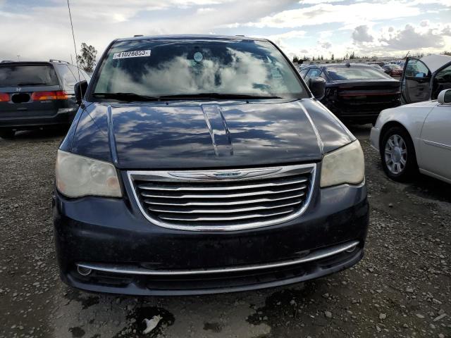 Photo 5 from auction – 2013 CHRYSLER TOWN & COU with VIN 2C4RC1BG8DR690283