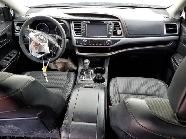Photo 8 from auction – 2016 TOYOTA HIGHLANDER with VIN 5TDBKRFHXGS302116
