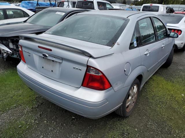 Photo 3 from auction – 2005 FORD FOCUS with VIN 1FAFP38ZX5W268364