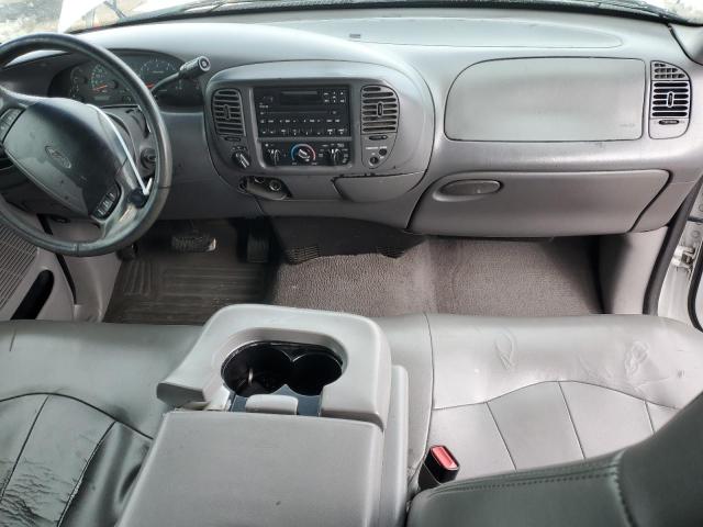 Photo 8 from auction – 2000 FORD F150 with VIN 1FTRX18L6YKB03575