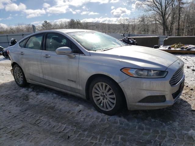 Photo 4 from auction – 2016 FORD FUSION SE with VIN 3FA6P0LU1GR300036