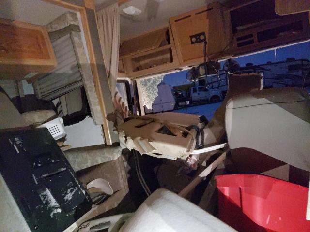 Photo 5 from auction – 2001 BOUN MOTORHOME with VIN 1FCNF53S510A17263