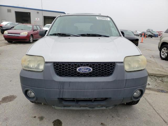 Photo 5 from auction – 2005 FORD ESCAPE XLT with VIN 1FMYU03185KA90016