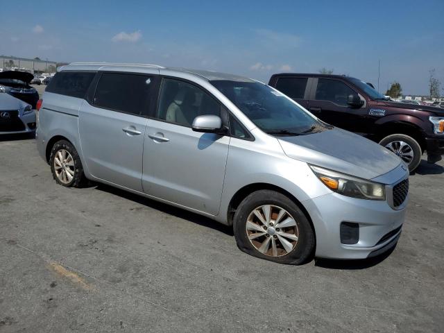 Photo 4 from auction – 2015 KIA SEDONA LX with VIN KNDMB5C17F6037033