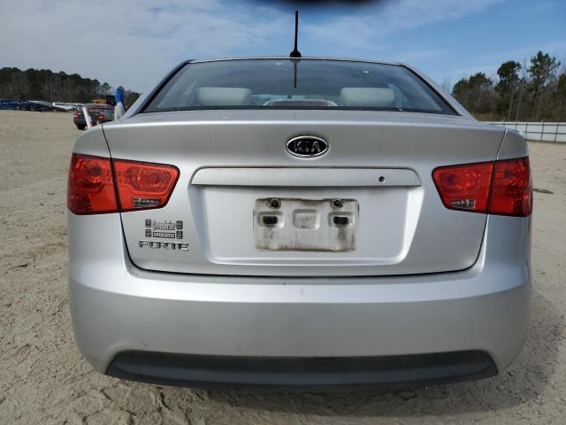 Photo 6 from auction – 2010 KIA FORTE LX with VIN KNAFT4A24A5083328