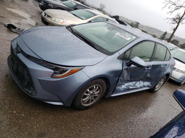 TOYOTA COROLLA LE 2022 with VIN JTDEAMDE4NJ047100 - Photo from auction
