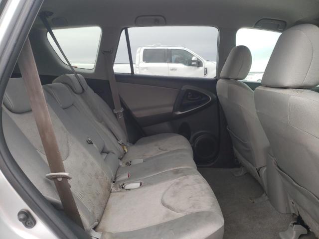 Photo 11 from auction – 2010 TOYOTA RAV4 with VIN JTMZF4DVXAD025226