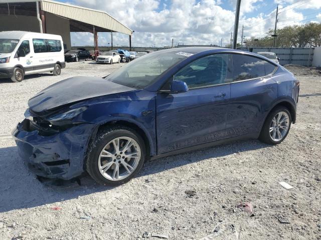 TESLA MODEL Y 2022 with VIN 7SAYGDEE1NF321714 - Photo from auction