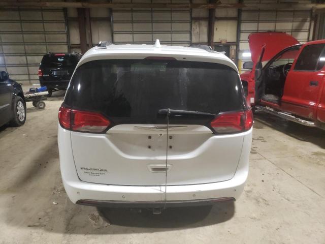 Photo 6 from auction – 2017 CHRYSLER PACIFICA T with VIN 2C4RC1BG8HR572515