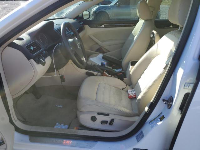 Photo 7 from auction – 2014 VOLKSWAGEN PASSAT SEL with VIN 1VWCS7A3XEC013933