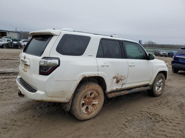 Photo 3 from auction – 2015 TOYOTA 4RUNNER SR with VIN JTEZU5JR7F5093323