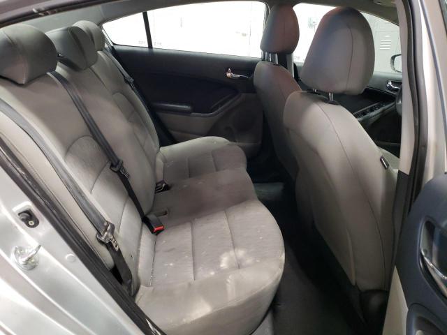 Photo 10 from auction – 2015 KIA FORTE LX with VIN KNAFK4A63F5300607