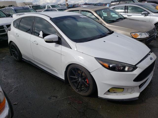 Photo 4 from auction – 2016 FORD FOCUS ST with VIN 1FADP3L95GL258716