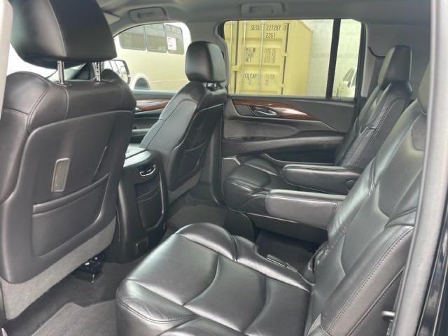 Photo 9 from auction – 2019 CADILLAC ESCALADE E with VIN 1GYS3GKJ2KR101077
