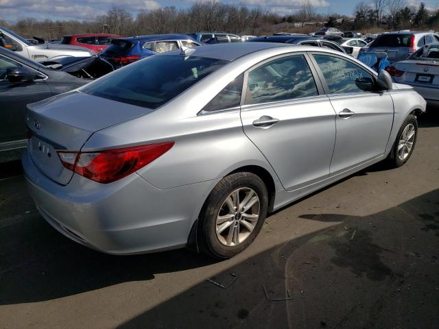 Photo 3 from auction – 2013 HYUNDAI SONATA GLS with VIN 5NPEB4AC8DH718744
