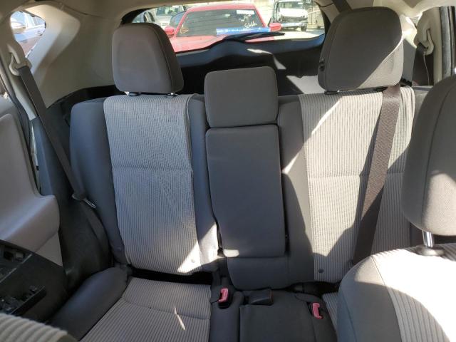 Photo 10 from auction – 2013 TOYOTA RAV4 LE with VIN JTMZFREV9DD009812