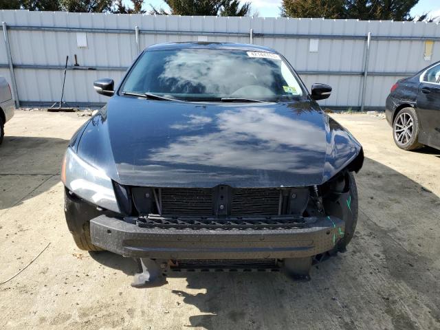 Photo 5 from auction – 2012 VOLKSWAGEN PASSAT S with VIN 1VWAP7A35CC075598