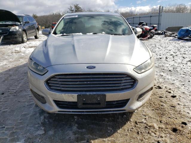 Photo 5 from auction – 2016 FORD FUSION SE with VIN 3FA6P0LU1GR300036