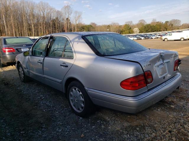 Photo 2 from auction – 1998 MERCEDES-BENZ E 300TD with VIN WDBJF25F6WA625841