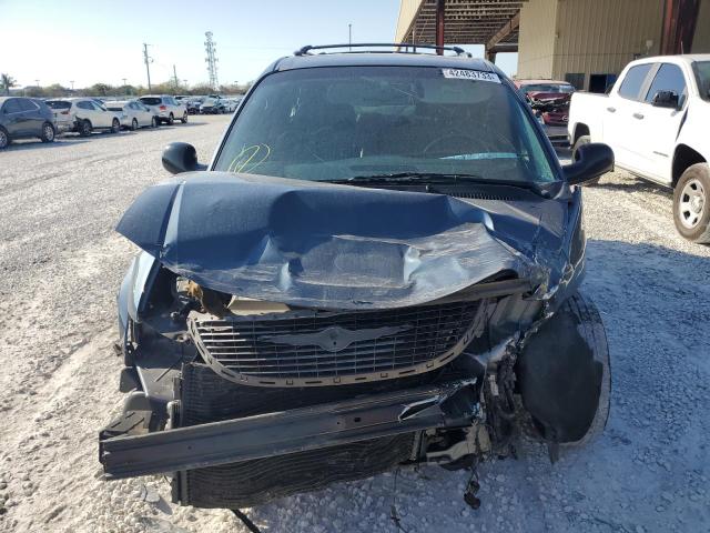 Photo 5 from auction – 2001 CHRYSLER TOWN & COU with VIN 2C8GT64L71R189121