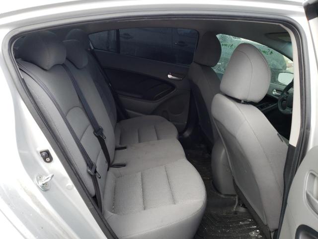 Photo 10 from auction – 2017 KIA FORTE LX with VIN 3KPFK4A73HE096992