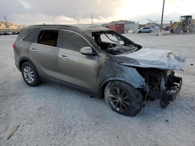 Photo 4 from auction – 2016 KIA SORENTO LX with VIN 5XYPG4A35GG136509
