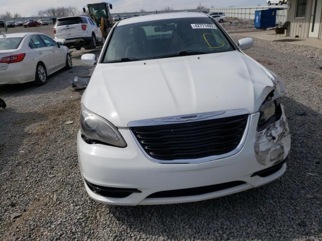 Photo 5 from auction – 2014 CHRYSLER 200 LIMITE with VIN 1C3CCBCG8EN120586