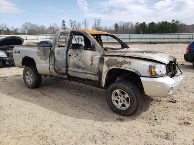 Photo 4 from auction – 2005 DODGE DAKOTA SLT with VIN 1D7HW42N85S110457