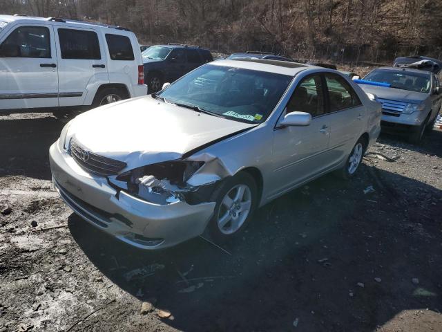 TOYOTA CAMRY LE 2004 with VIN 4T1BE32K04U902765 - Photo from auction