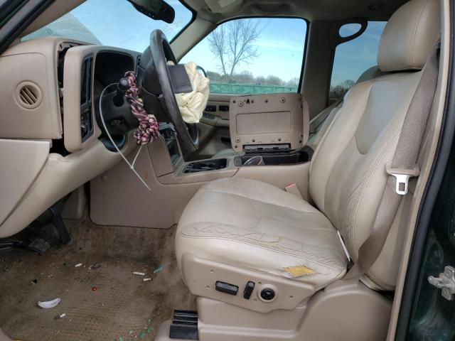 Photo 7 from auction – 2004 CHEVROLET SUBURBAN with VIN 3GNFK16Z046304227