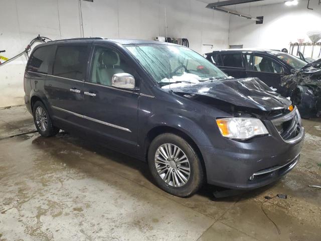 Photo 4 from auction – 2014 CHRYSLER TOWN & COU with VIN 2C4RC1CG9ER200143