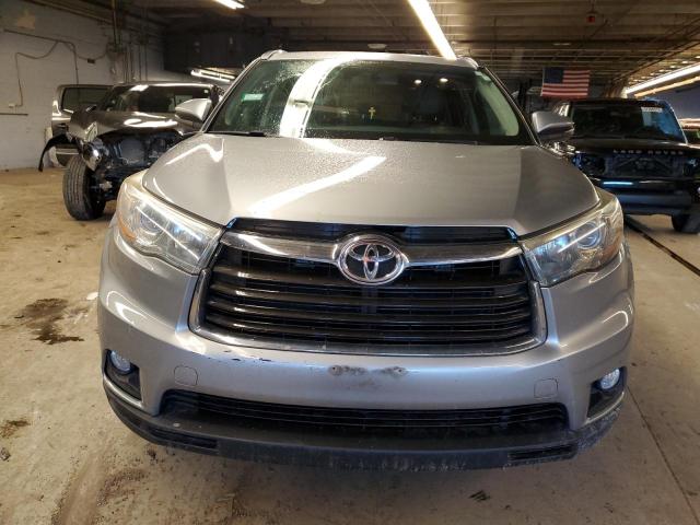 Photo 5 from auction – 2015 TOYOTA HIGHLANDER with VIN 5TDJKRFH3FS138881
