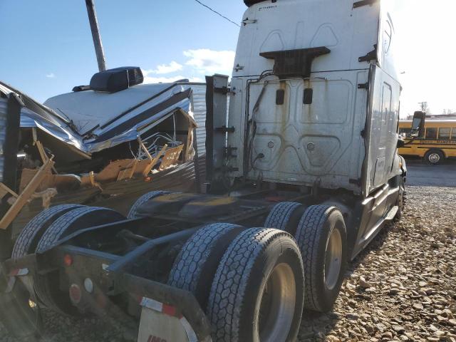 Photo 4 from auction – 2016 FREIGHTLINER CASCADIA 1 with VIN 1FUJGLD50GLGY5824
