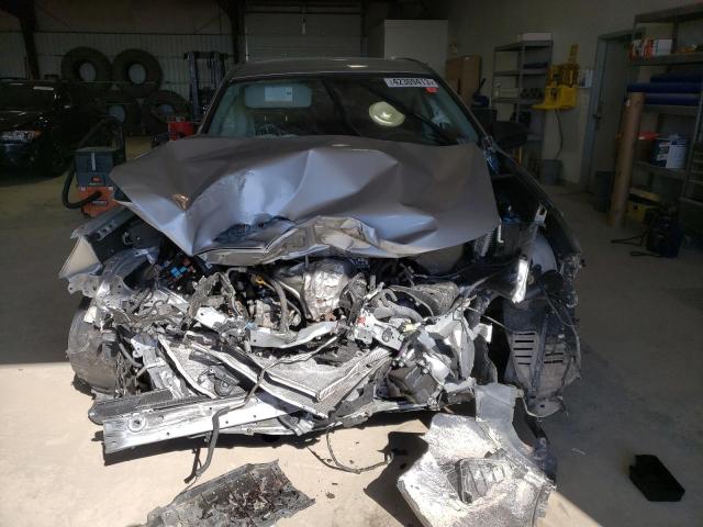 Photo 5 from auction – 2018 TOYOTA RAV4 LE with VIN JTMBFREV1JJ208366