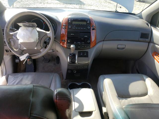 Photo 8 from auction – 2010 TOYOTA SIENNA XLE with VIN 5TDYK4CC2AS310899