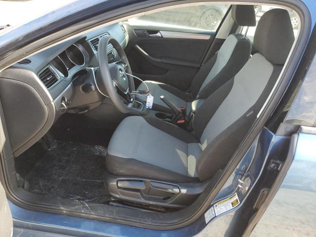 Photo 7 from auction – 2018 VOLKSWAGEN JETTA S with VIN 3VW2B7AJ0JM222228