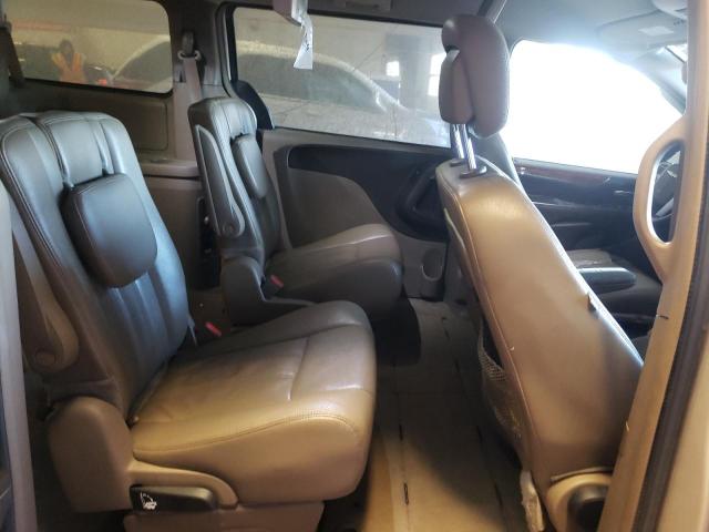 Photo 11 from auction – 2014 CHRYSLER TOWN & COU with VIN 2C4RC1BG2ER393754