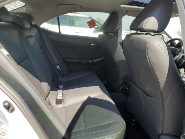 Photo 10 from auction – 2016 LEXUS IS 200T with VIN JTHBA1D22G5011990