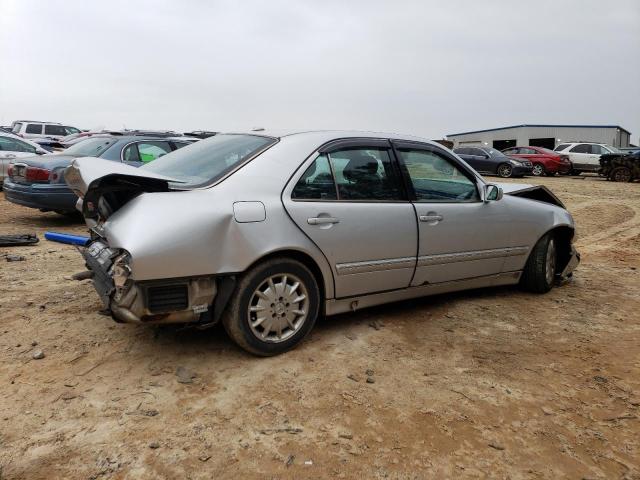 Photo 3 from auction – 2001 MERCEDES-BENZ E 320 with VIN WDBJF65J51B289453