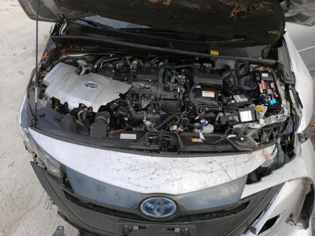 Photo 11 from auction – 2017 TOYOTA PRIUS PRIM with VIN JTDKARFP6H3036896