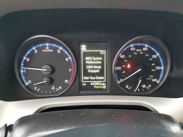 Photo 9 from auction – 2017 TOYOTA RAV4 LIMIT with VIN 2T3DFREV6HW559116