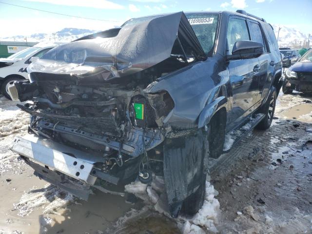 TOYOTA 4RUNNER SR 2020 with VIN JTEBU5JR3L5786192 - Photo from auction