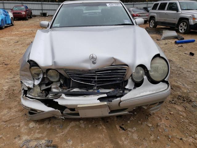 Photo 11 from auction – 2001 MERCEDES-BENZ E 320 with VIN WDBJF65J51B289453