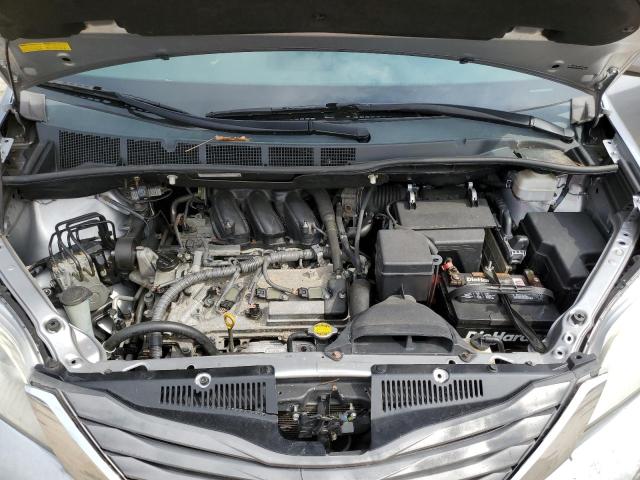 Photo 12 from auction – 2011 TOYOTA SIENNA XLE with VIN 5TDYK3DC8BS008303