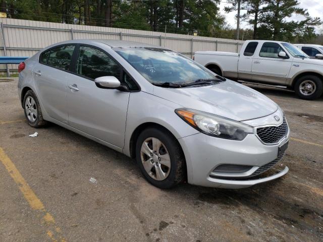 Photo 4 from auction – 2015 KIA FORTE LX with VIN KNAFX4A66F5436022