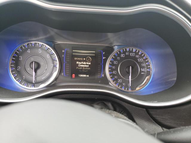 Photo 9 from auction – 2015 CHRYSLER 200 LIMITE with VIN 1C3CCCAB2FN745208