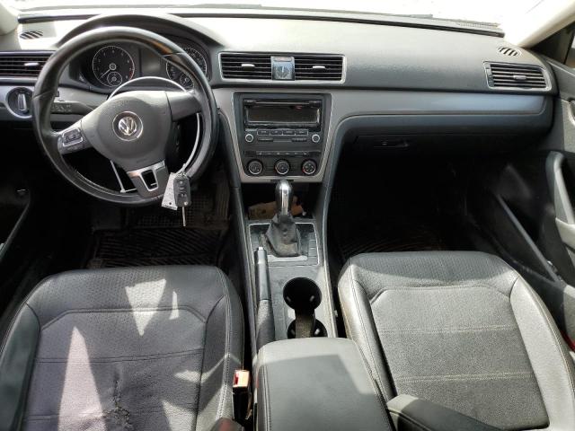 Photo 8 from auction – 2014 VOLKSWAGEN PASSAT S with VIN 1VWAT7A38EC065985